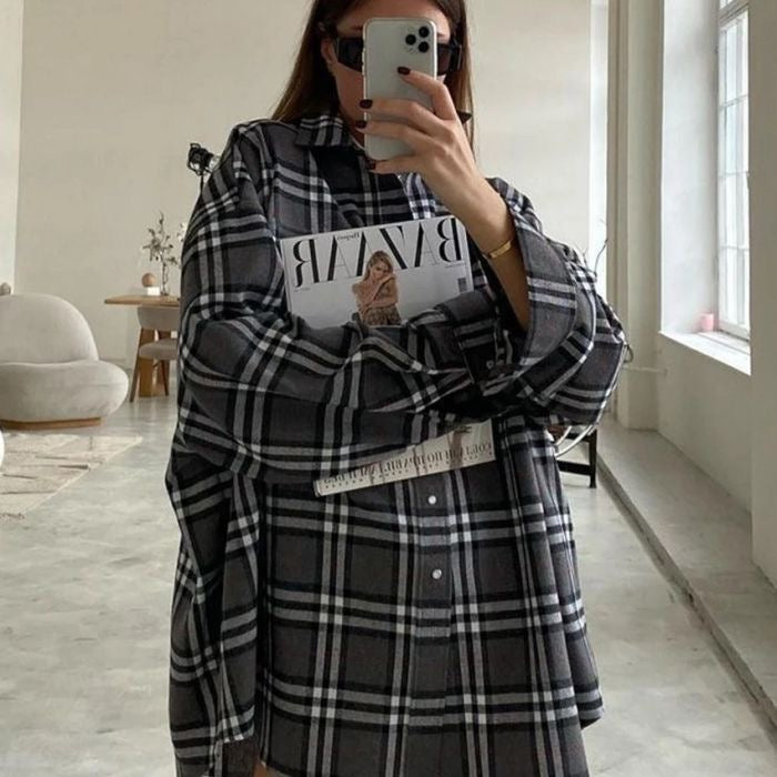 Women’s Retro Plaid Collared Shirt – Loose Fit Long-Sleeved Top with Pocket, Versatile Vintage Style