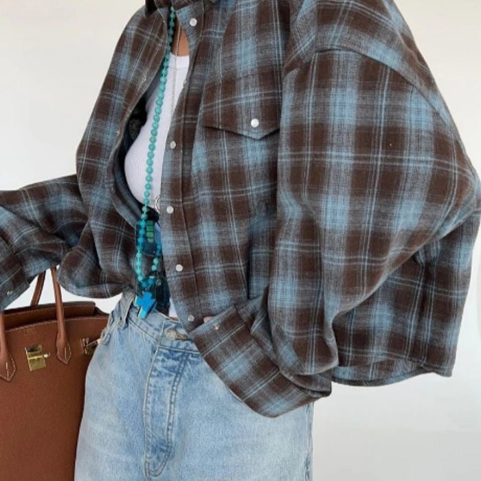 Women’s Retro Plaid Collared Shirt – Loose Fit Long-Sleeved Top with Pocket, Versatile Vintage Style