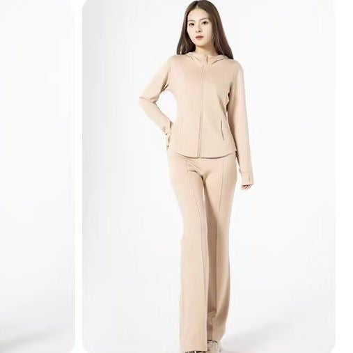 Women’s Windproof Two-Piece Set – Fleece-Lined Hooded Jacket and Slim Fit Pants for Autumn and Winter Sports